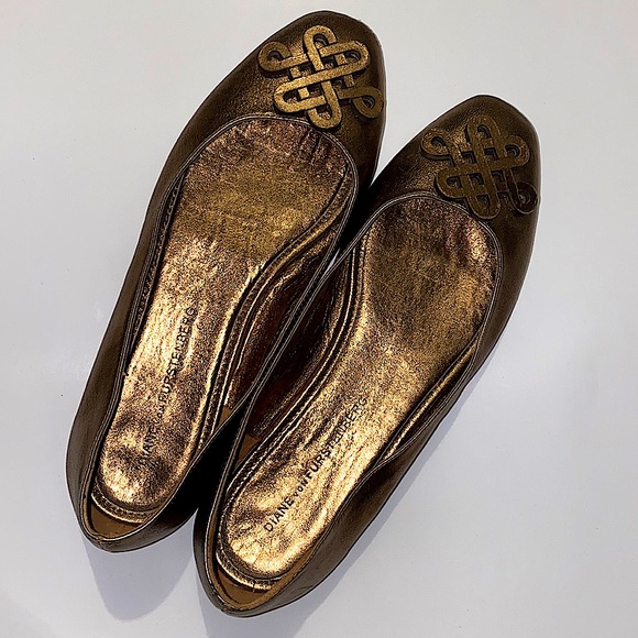 Diane Von Furstenberg bronze ballet flats - Picture 1 of 4